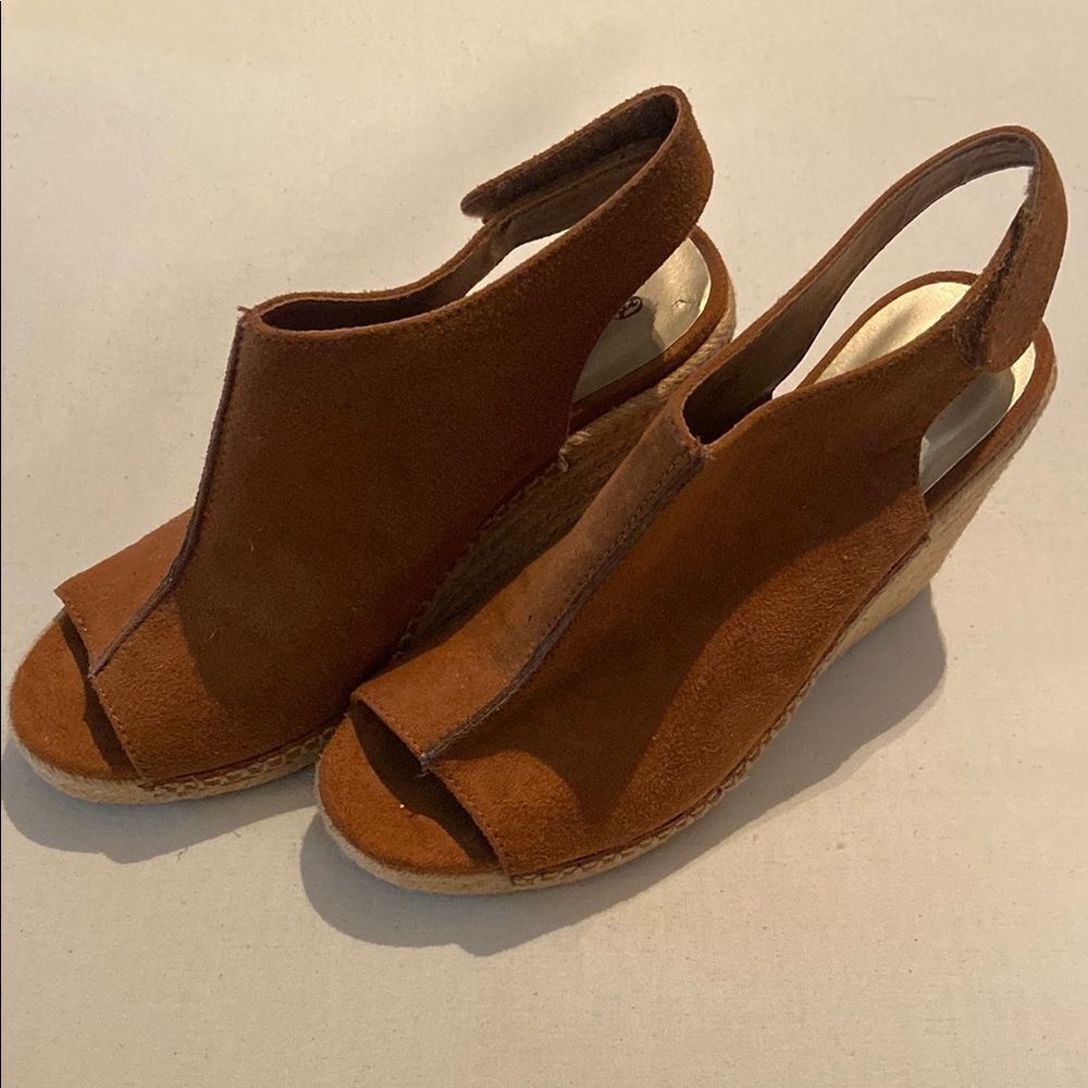 Women's Brown Suede Wedge Sandals Brash size 6